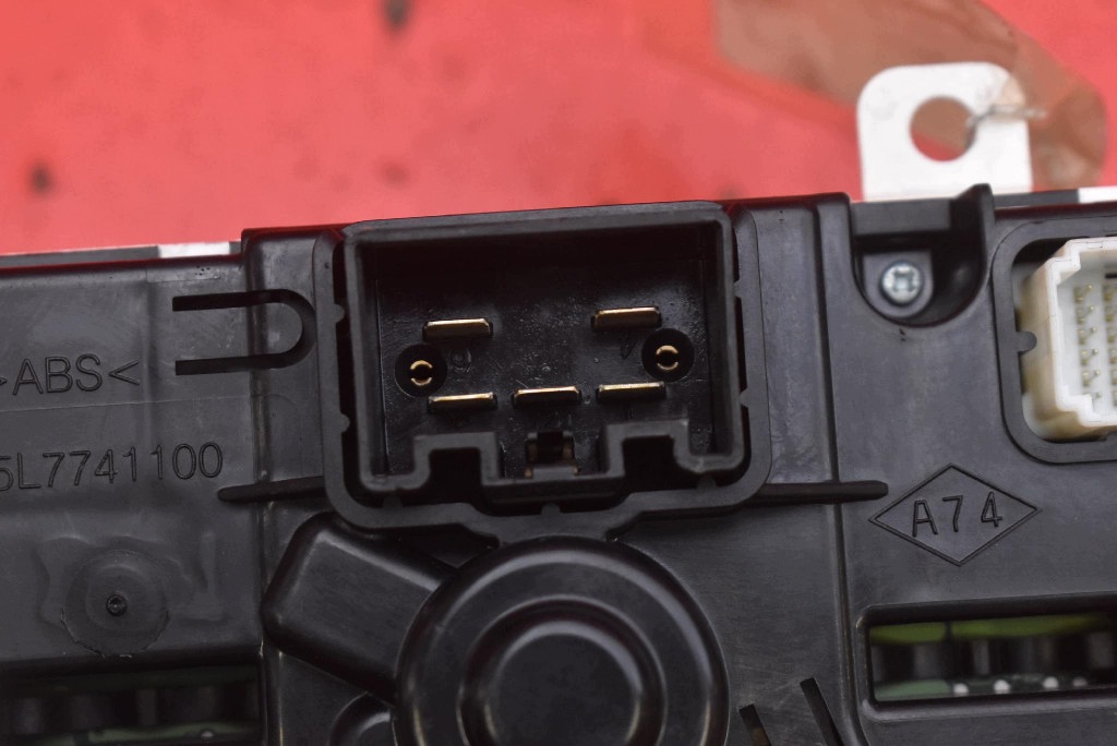 control panel air conditioning devices KLIMY 275100013R OPEL MOVANO B 10-22