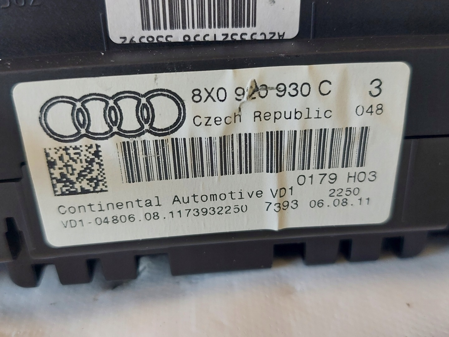 dials clock AUDI A1 8X 2011R 1.2 TSI 8X0920930C
