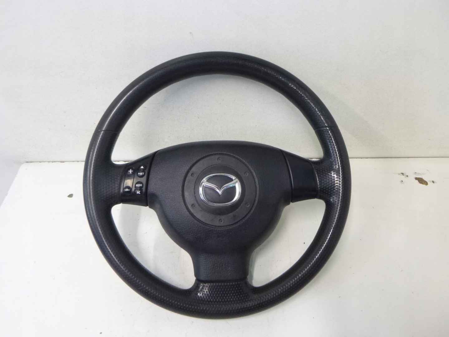 LENKRAD + AIRBAG MAZDA 2 DEMIO II 2004R.