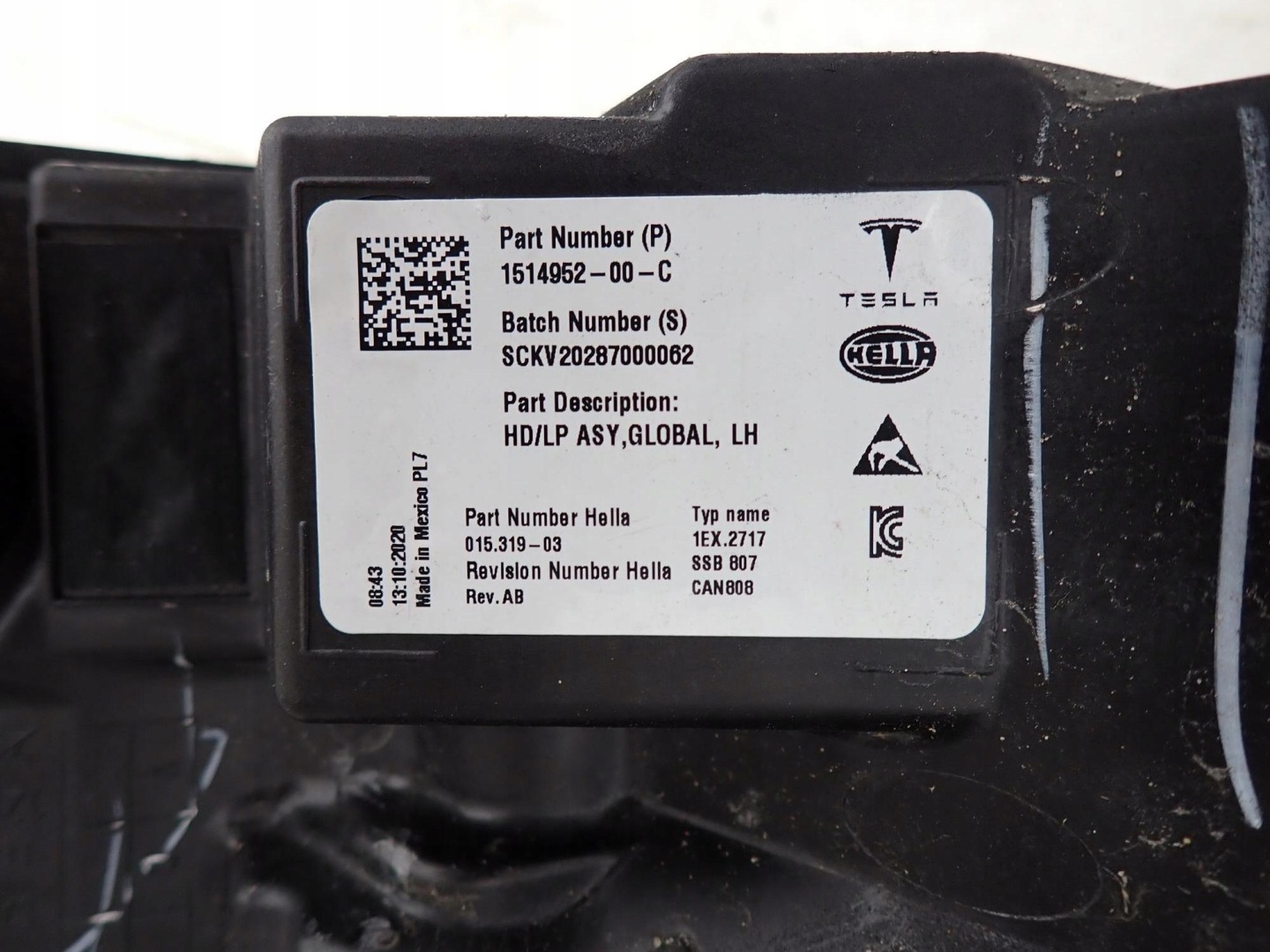 TESLA MODEL 3 Y 17-> light front front left