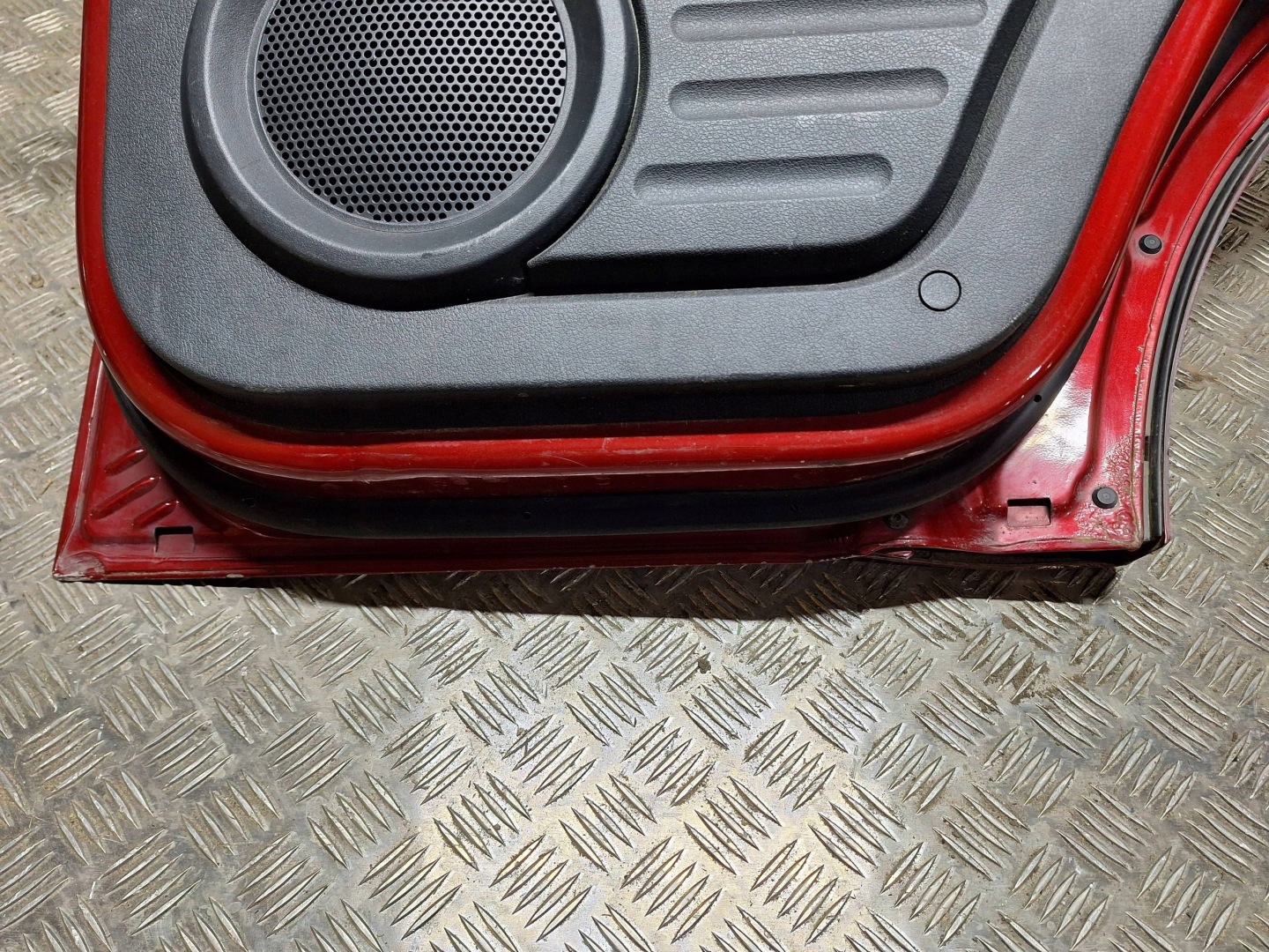 door rear part right DODGE NITRO complete 06-11 complete