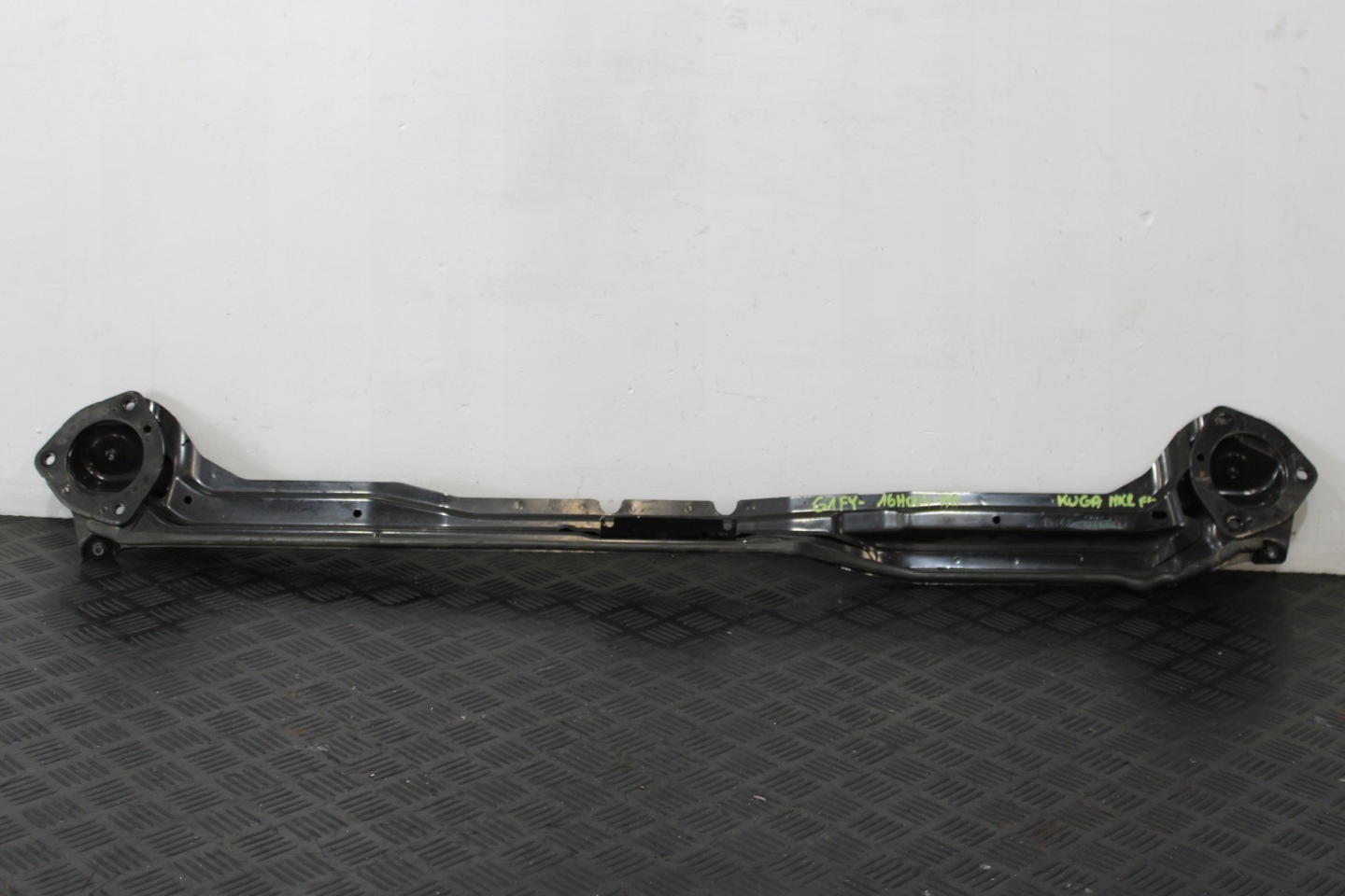 träger spreize G1FY-16H004-AA FORD KUGA MK2 LIFT