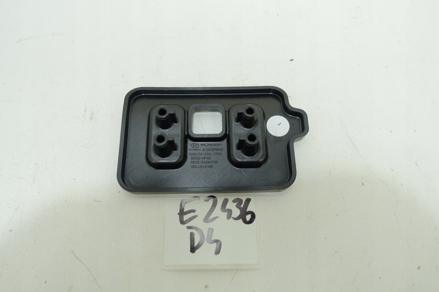 ELEMENT MOCUJACY Grille Radiateur HYUNDAI 86352-HF100