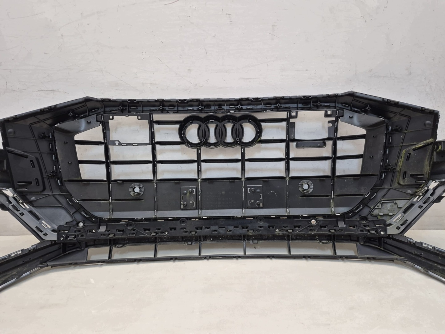 AUDI Q8 4M8 S-LINE 18- bumper front front grill PDC 4M8807437E