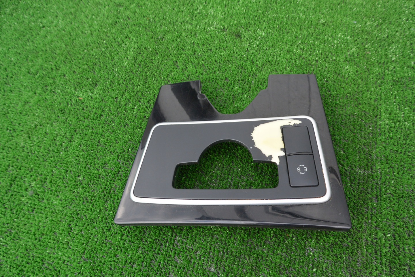 frame central TUNELU KOKPITU button DEKOR MERCEDES-BENZ E-KLASA W212