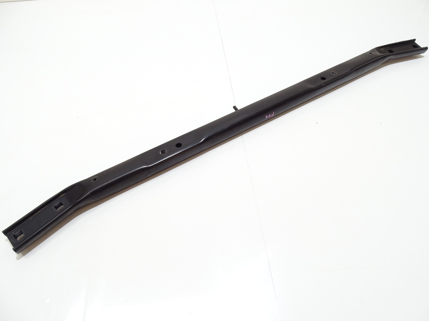 sider wall support upper front BMW F10 F11 7200690