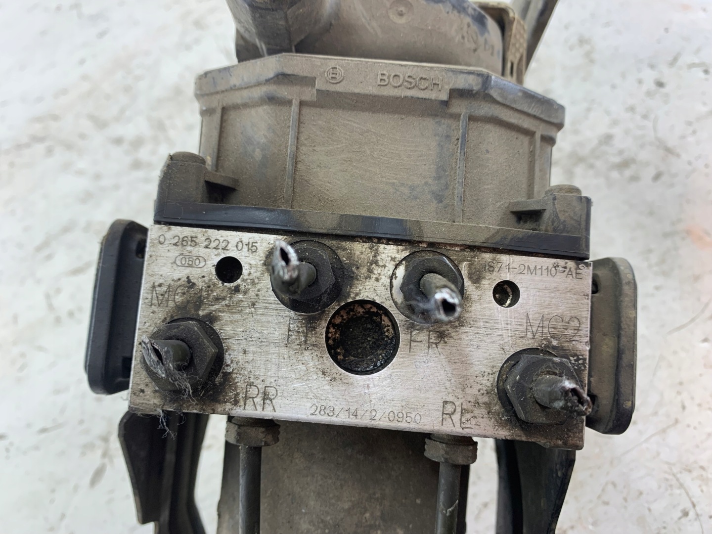 FORD MONDEO MK3 servofreno ABS 1S712M110AE