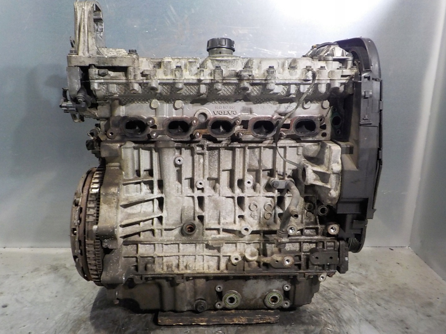 VOLVO XC70 2.4 T engine petrol B5244T