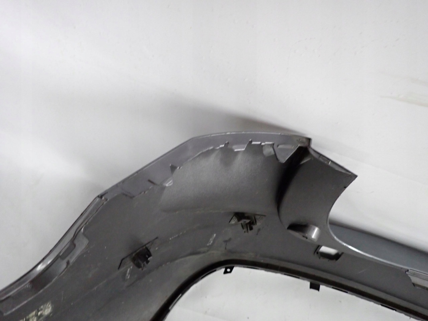 VOLVO V90 16-> bumper rear part rear PDC 31383315