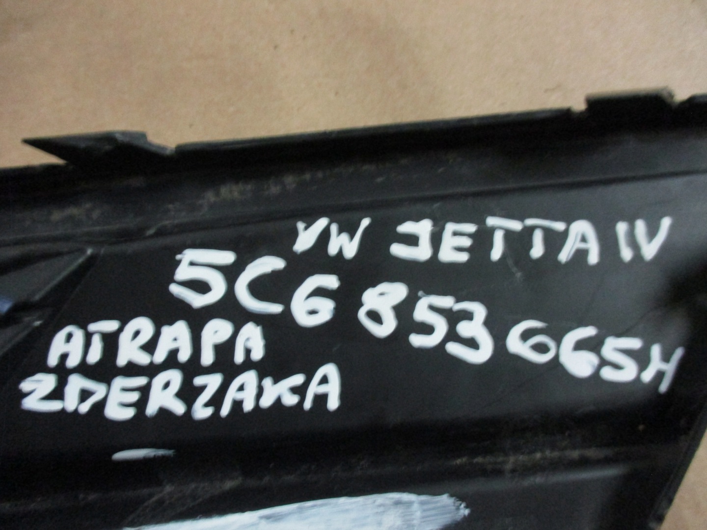 COPRI PARAURTI SINISTRA VW JETTA IV 5C6853665H
