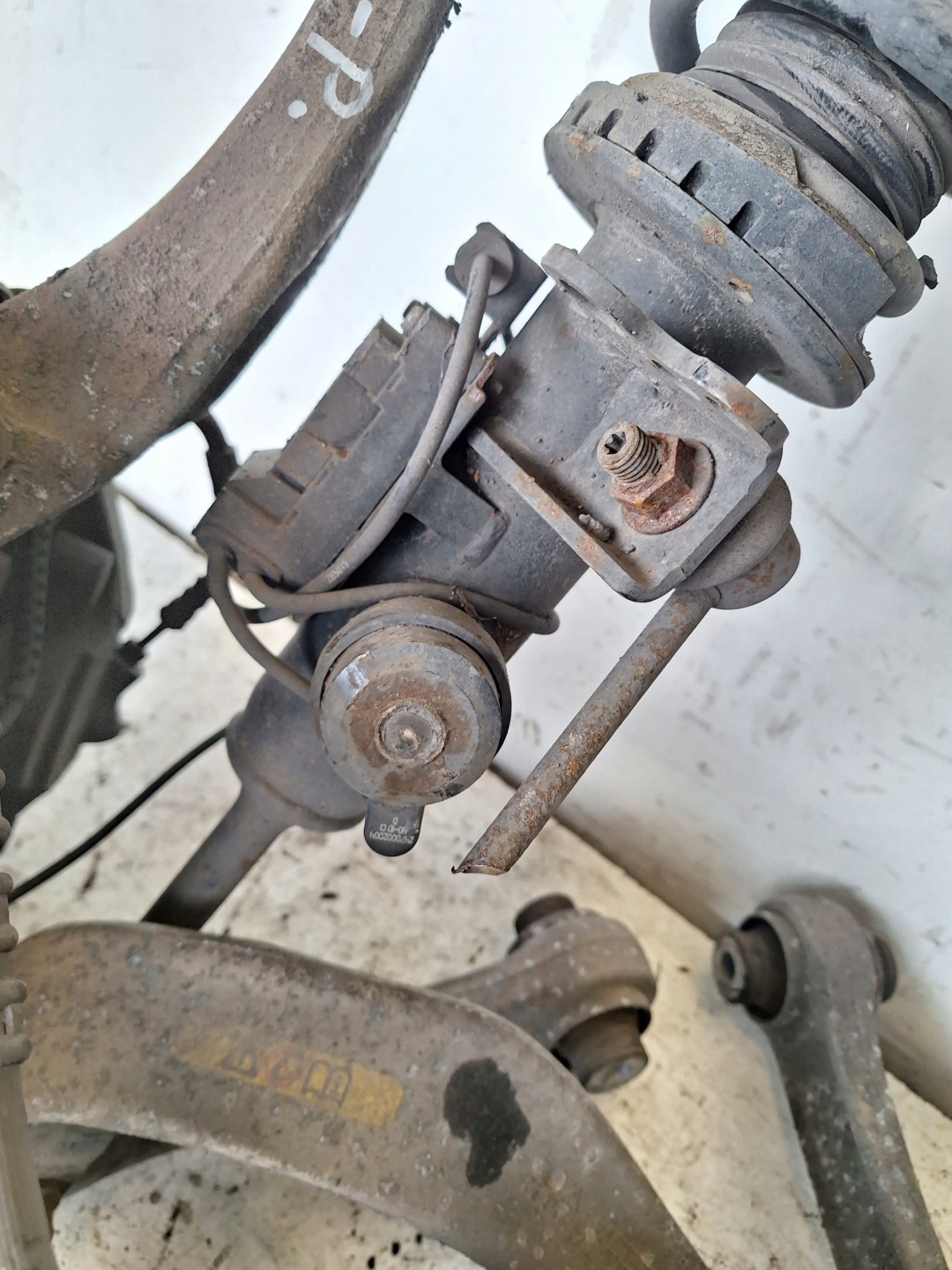 BMW 7 F01 F02 08-15 MACPHERSON swing left 3.0D