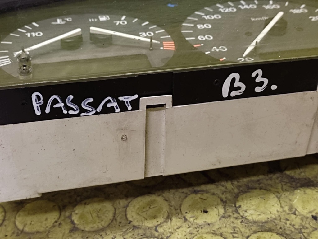 VW PASSAT B3 dials 357919033CM