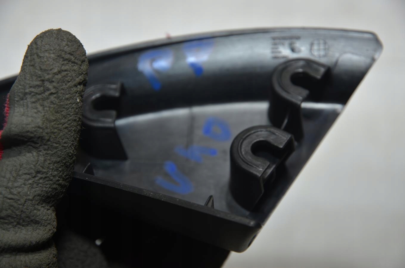 cover spoiler right Volvo V40 II lift