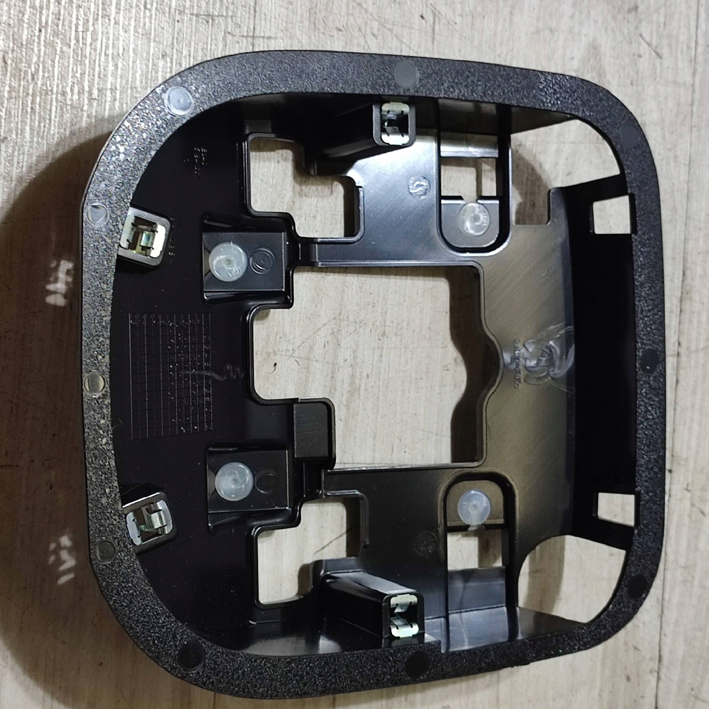 Element plastový střechy Fiat 500X