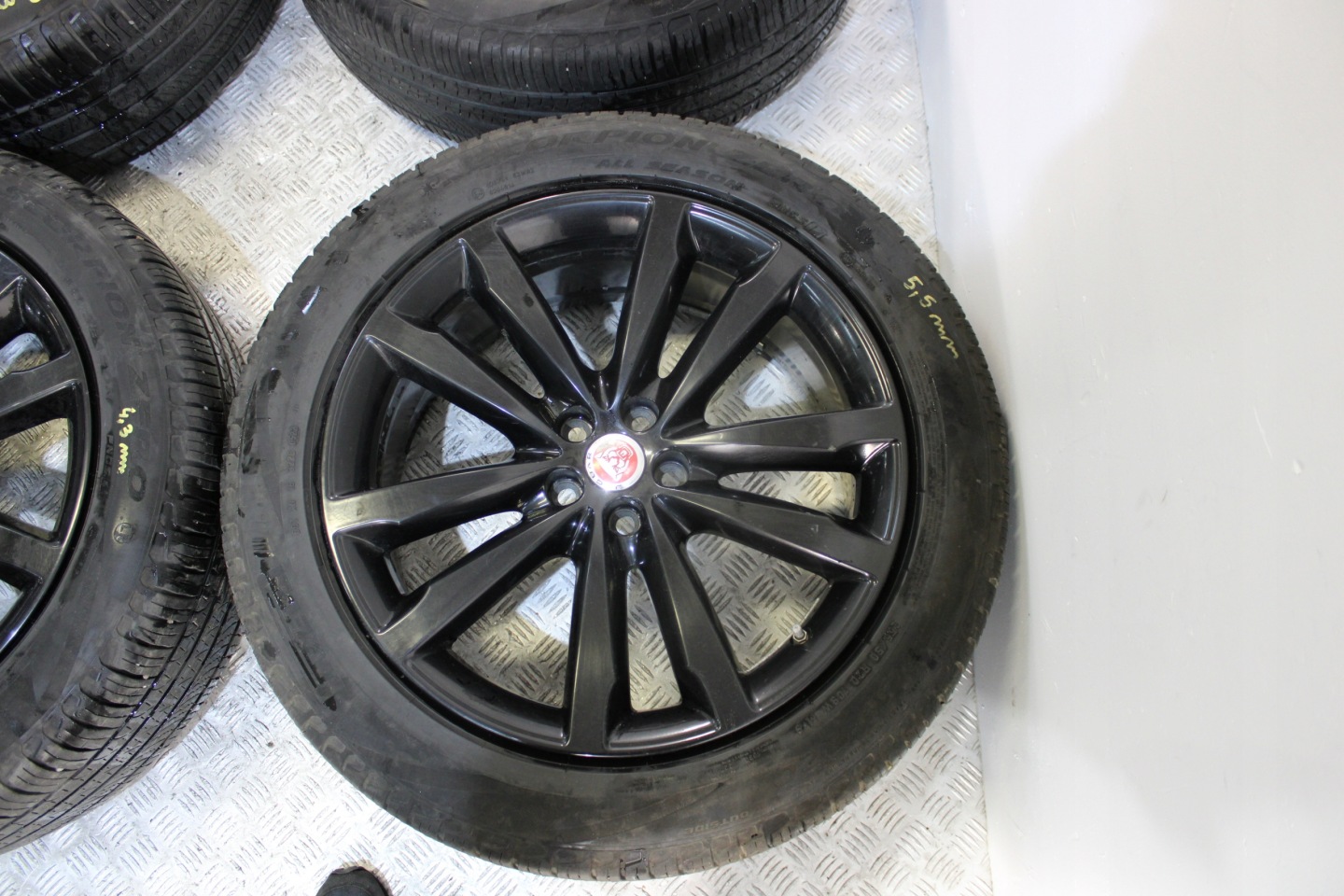 wheels discs disc JAGUAR F-PACE X761 HK8M-1007-GA 255/50 R20