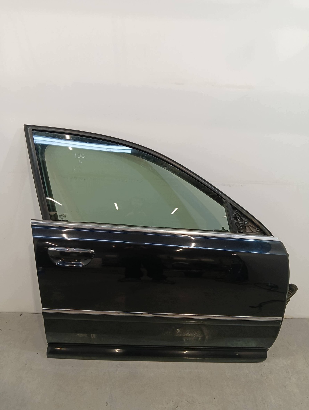 door right front LZ9Y Audi A8 II (2002-2010) D3