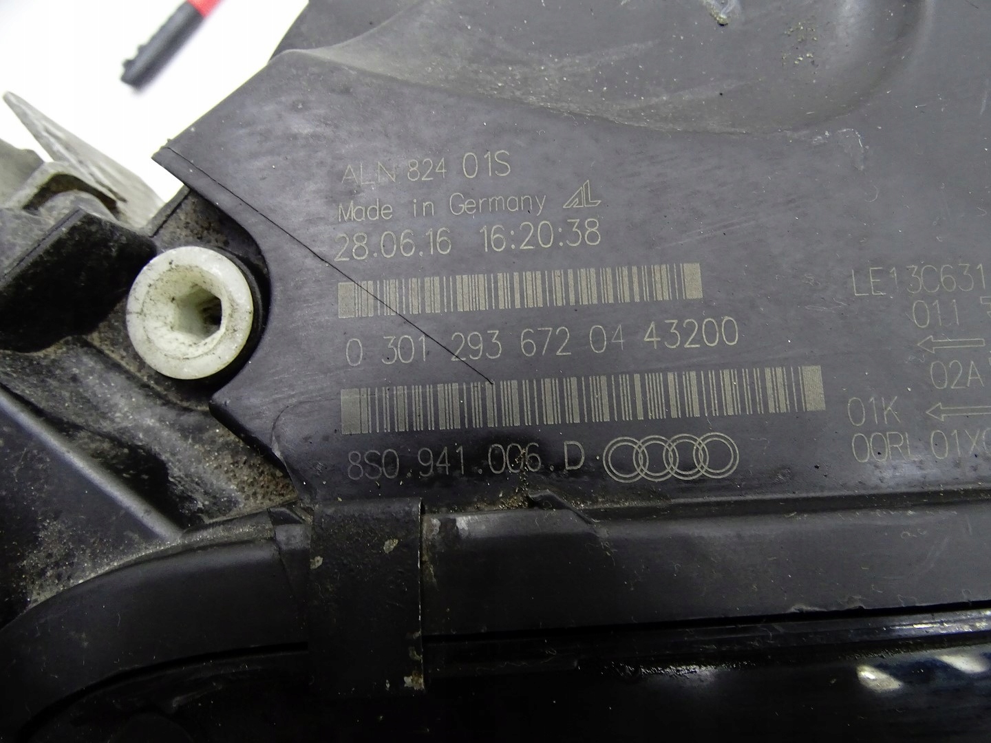 REFLEKTOR light right front right XENON LED AUDI TT 8S 8S0941006D