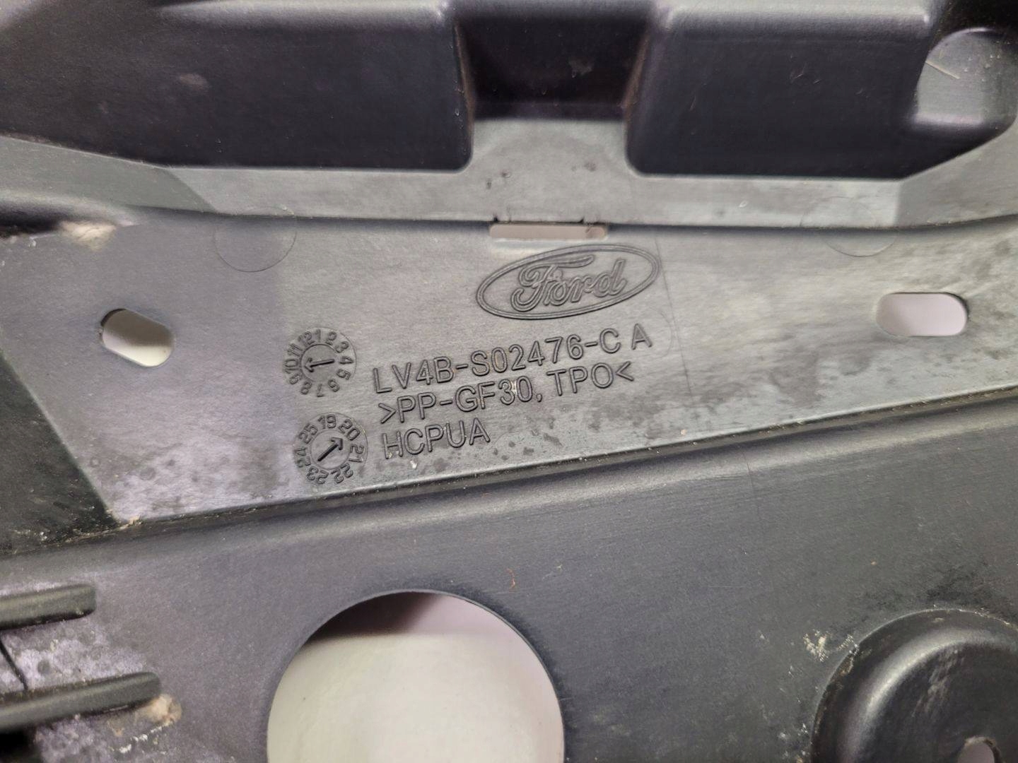 torpedo right side Ford Kuga 3 2020 LV4B-S02477-CB
