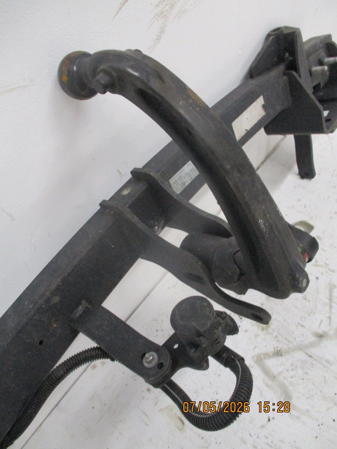 bumper support towing CITROEN DS4 9836242480