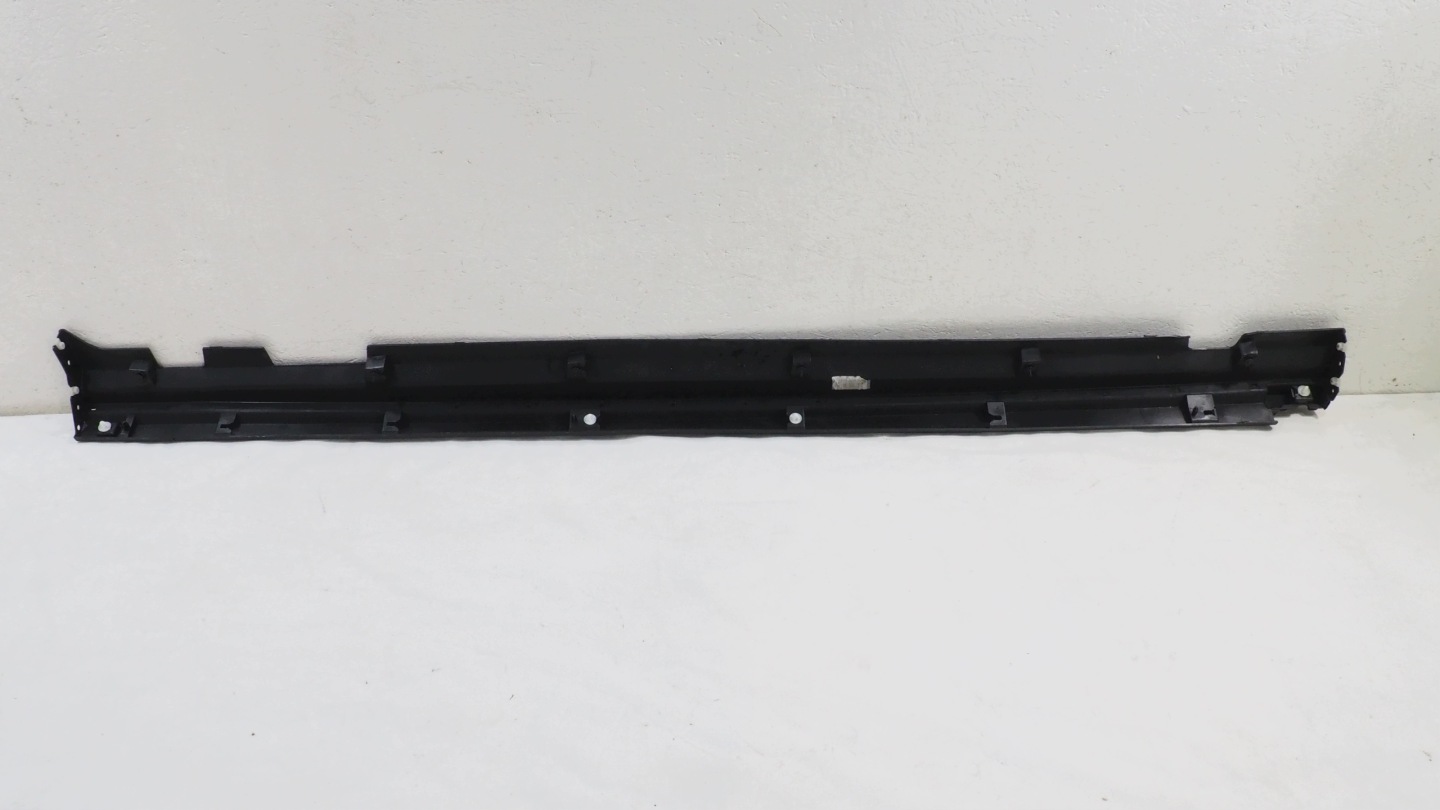 Volvo XC40 moulding threshold right 31448224
