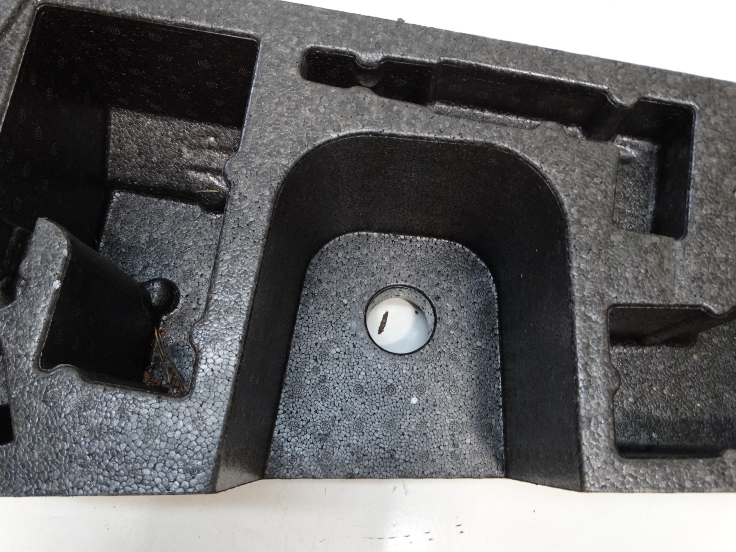 polystirene boot SEAT IBIZA MK4 LIFT 6J0863470A