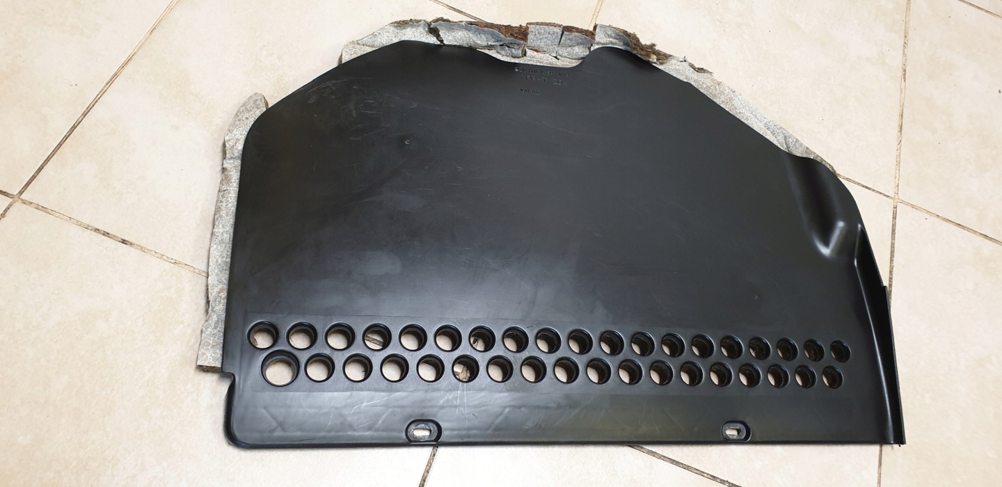 cover below DESKE cover lower MERCEDES E W210 EU OE
