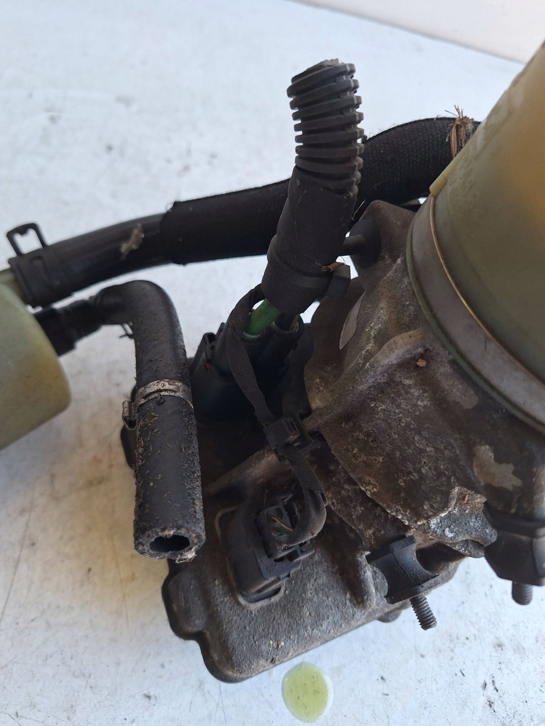 VOLVO V60 II S60 II 11-17 servo pump 31360493