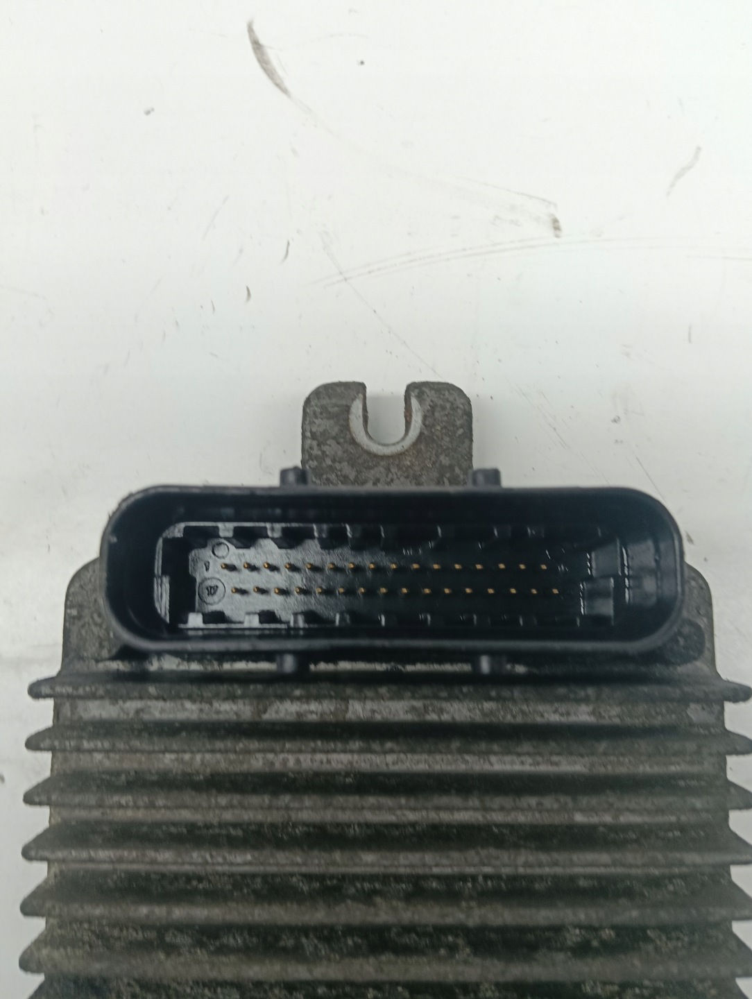 control unit of the engine Opel Astra G 1,6 09355929