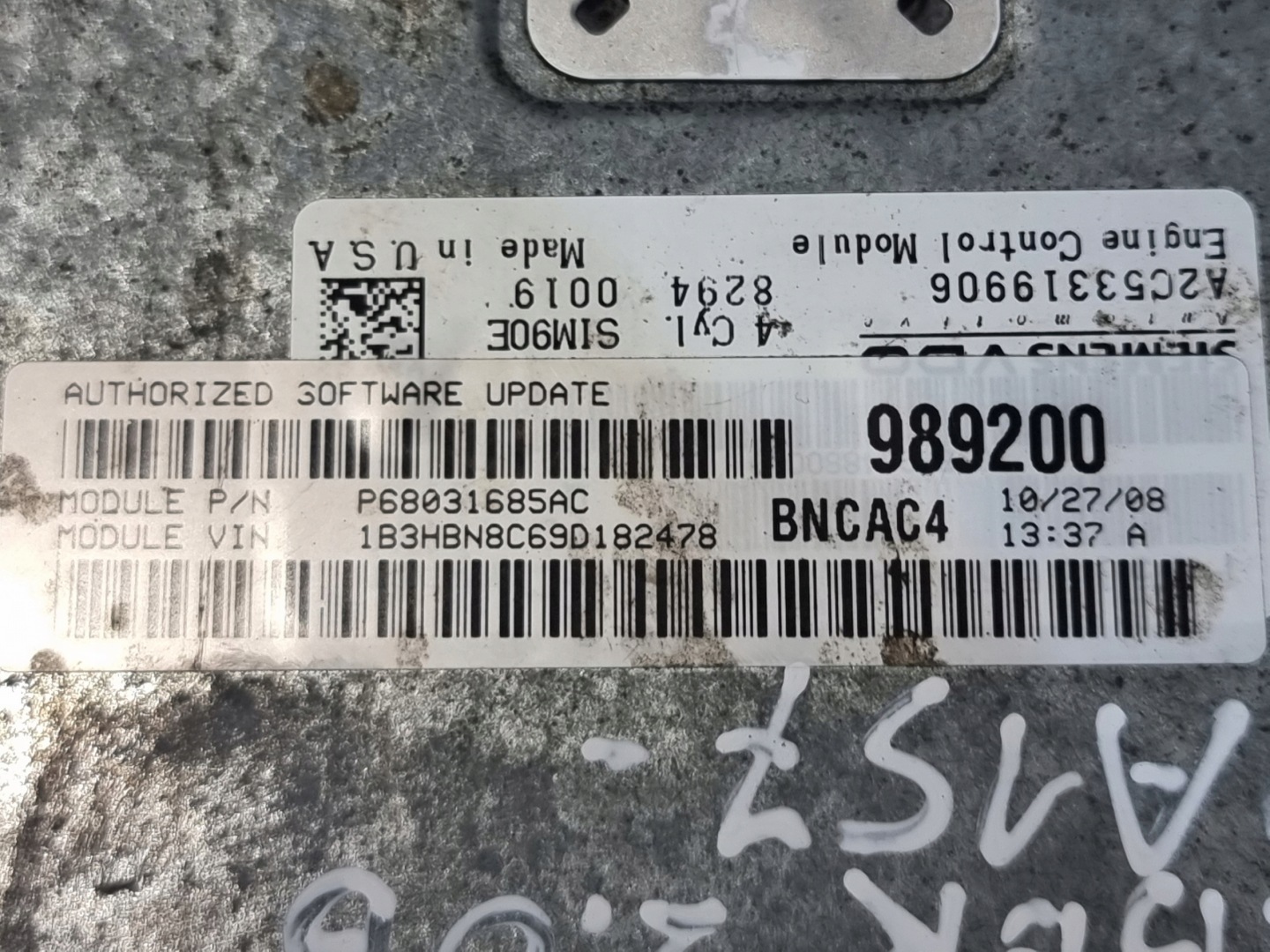 computer Centralina Motore OE P68031685AC DODGE CALIBER 2.0B 08r