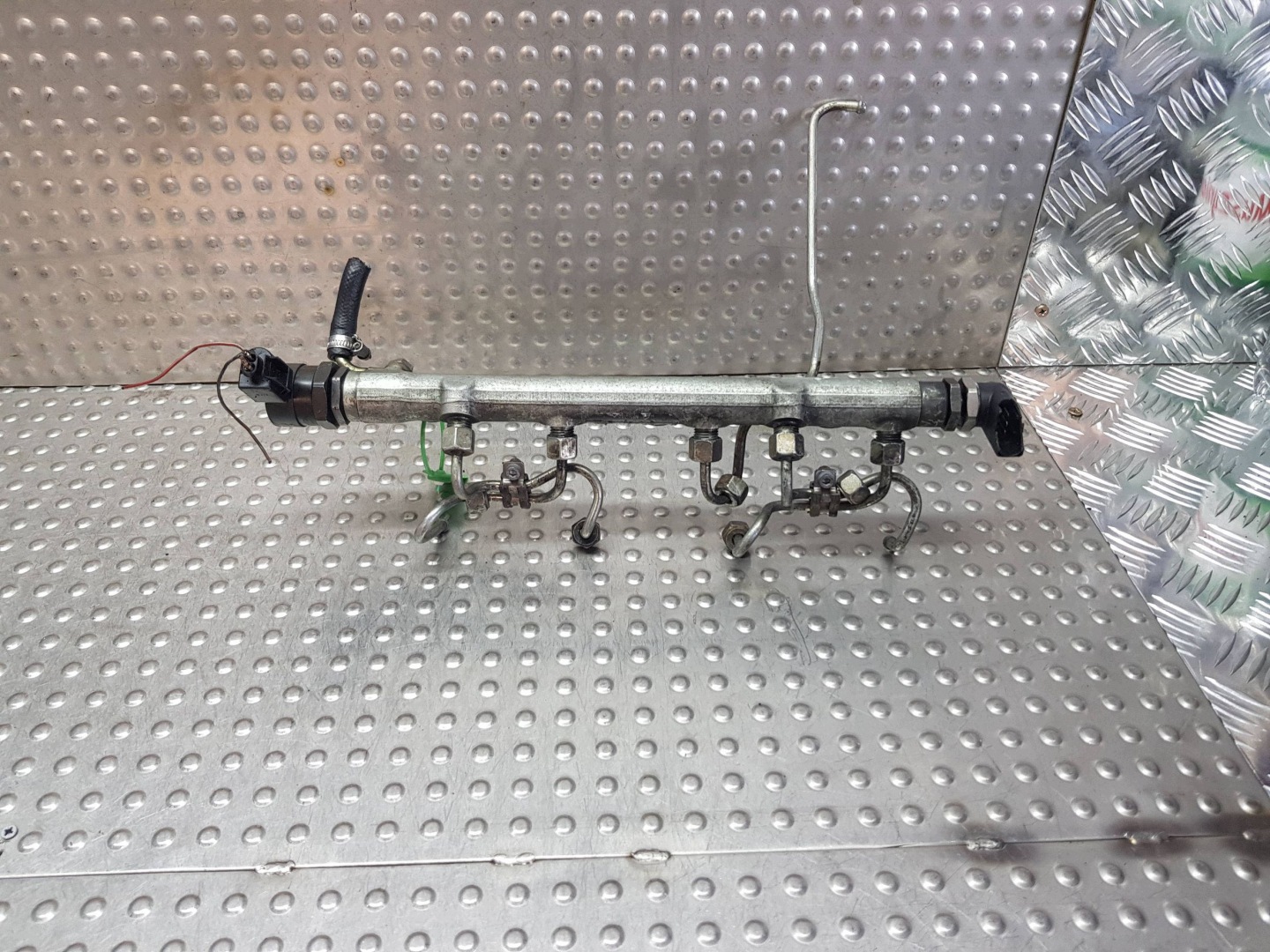 injektorhíd érzékelő 7787164 BMW E46 E90 E60 E61 E87 E91 E83 2.0 D M47