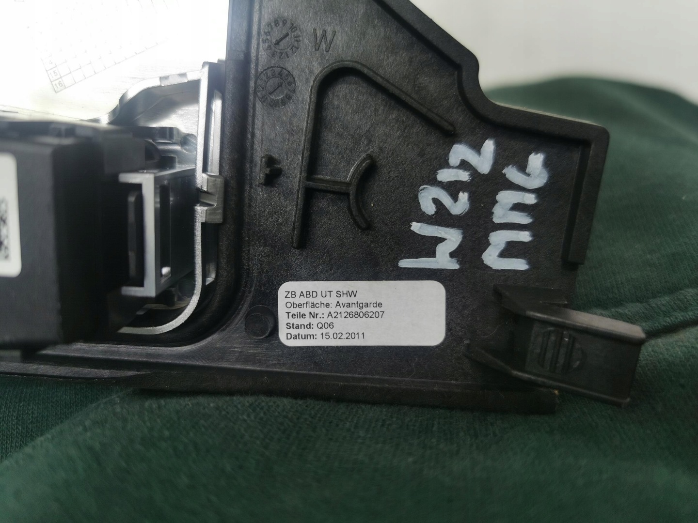 frame cover TUNELU MERCEDES E-KLASA W212 09-13