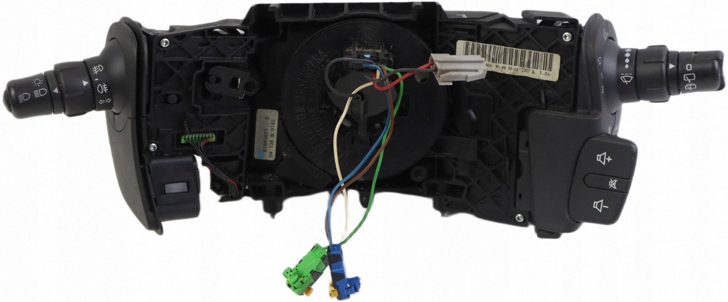 RENAULT MEGANE II SCENIC II steering wheel levers and controls control ring 61880051
