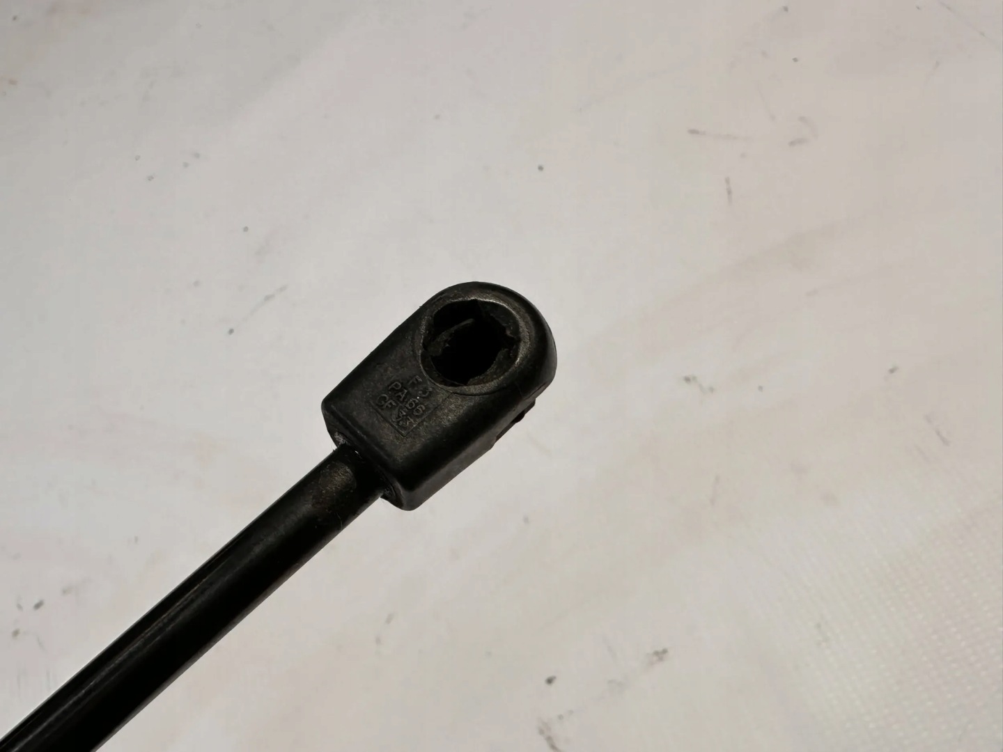 damper silowniki bonnets left right front Chevrolet Camaro 2016+