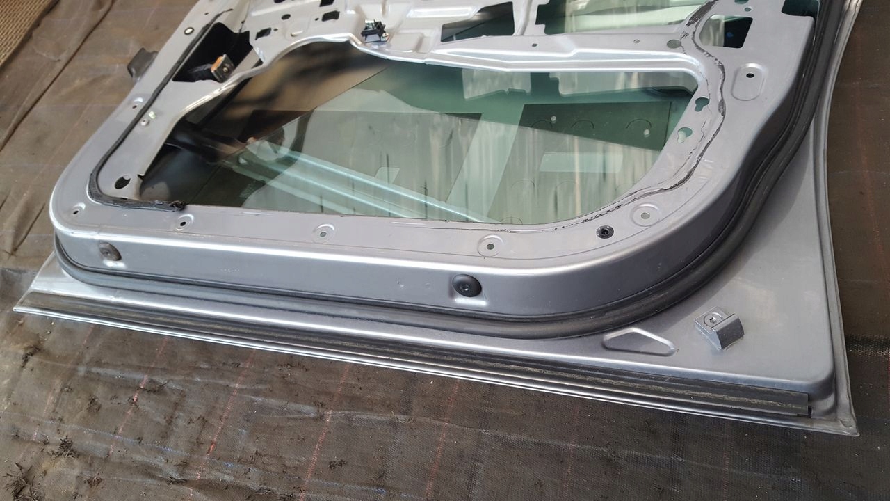 Tür vorne vorne rechts BMW E61 3,0i