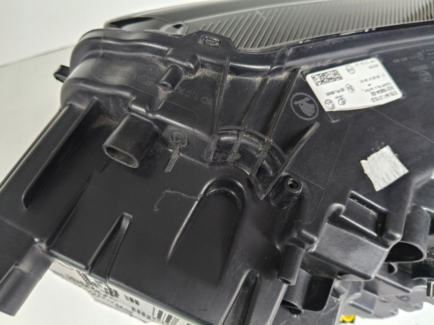 light left REFLEKTOR SKODA KAROQ 57A 17- FULL LED