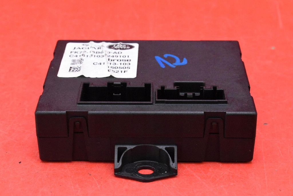 control unit module bonnet boot FK72-14B673-AD LAND ROVER DISCOVERY 5 V