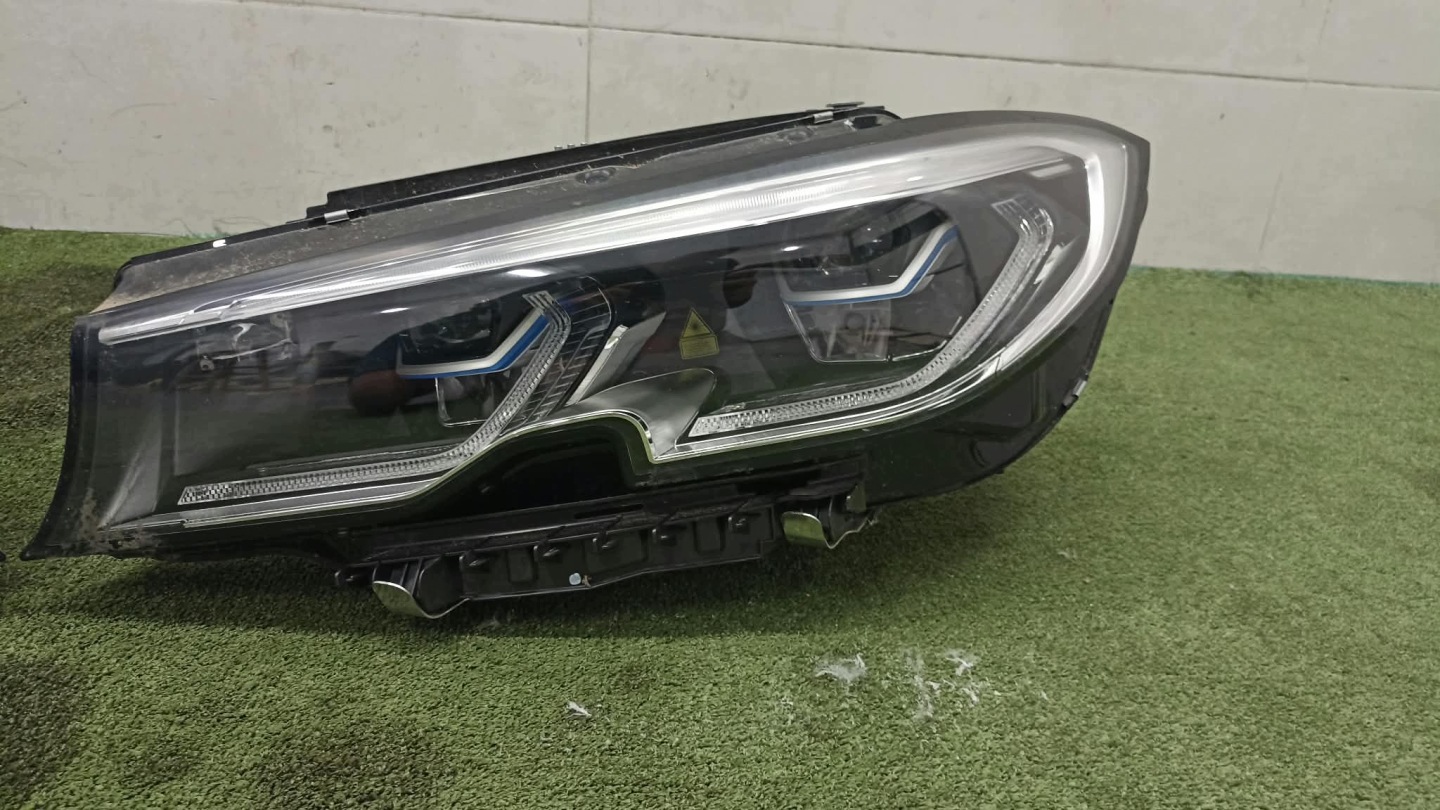 BMW 3' G20 G21 light LASER front left 9481712 9481711 USA