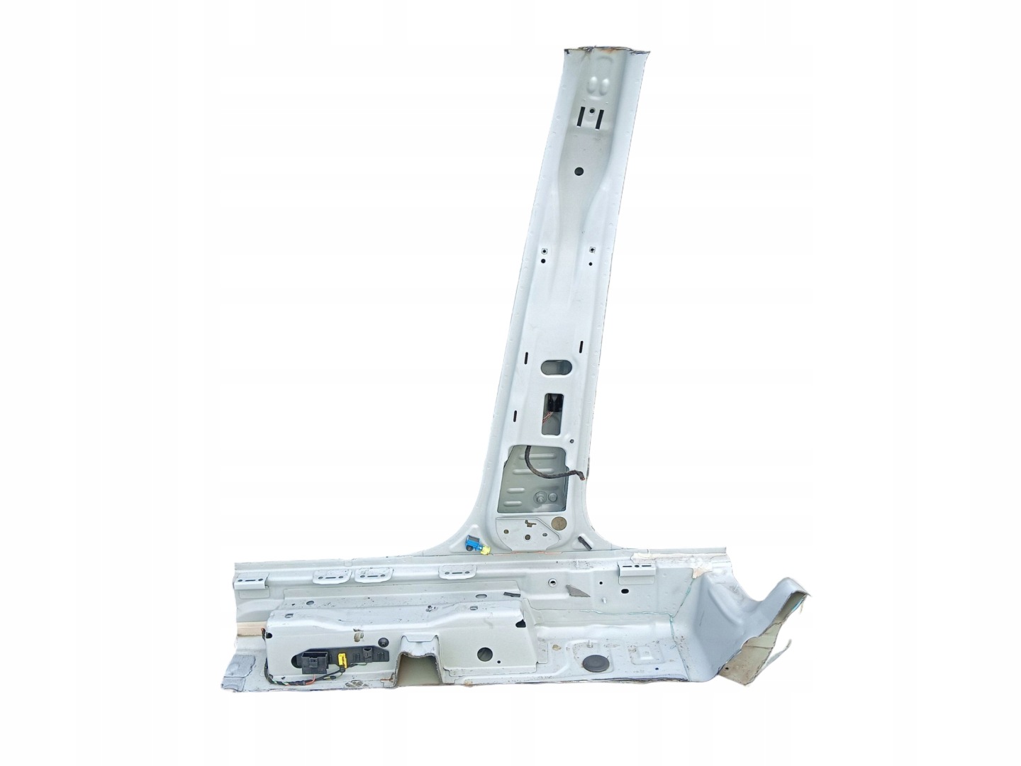 threshold right pillar B central AUDI Q3 and 8U LAK: LS9R (14-18)
