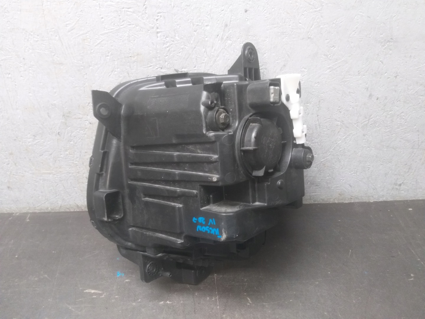 light front right HYUNDAI TUCSON IV 4 FULL LED 92102N7100