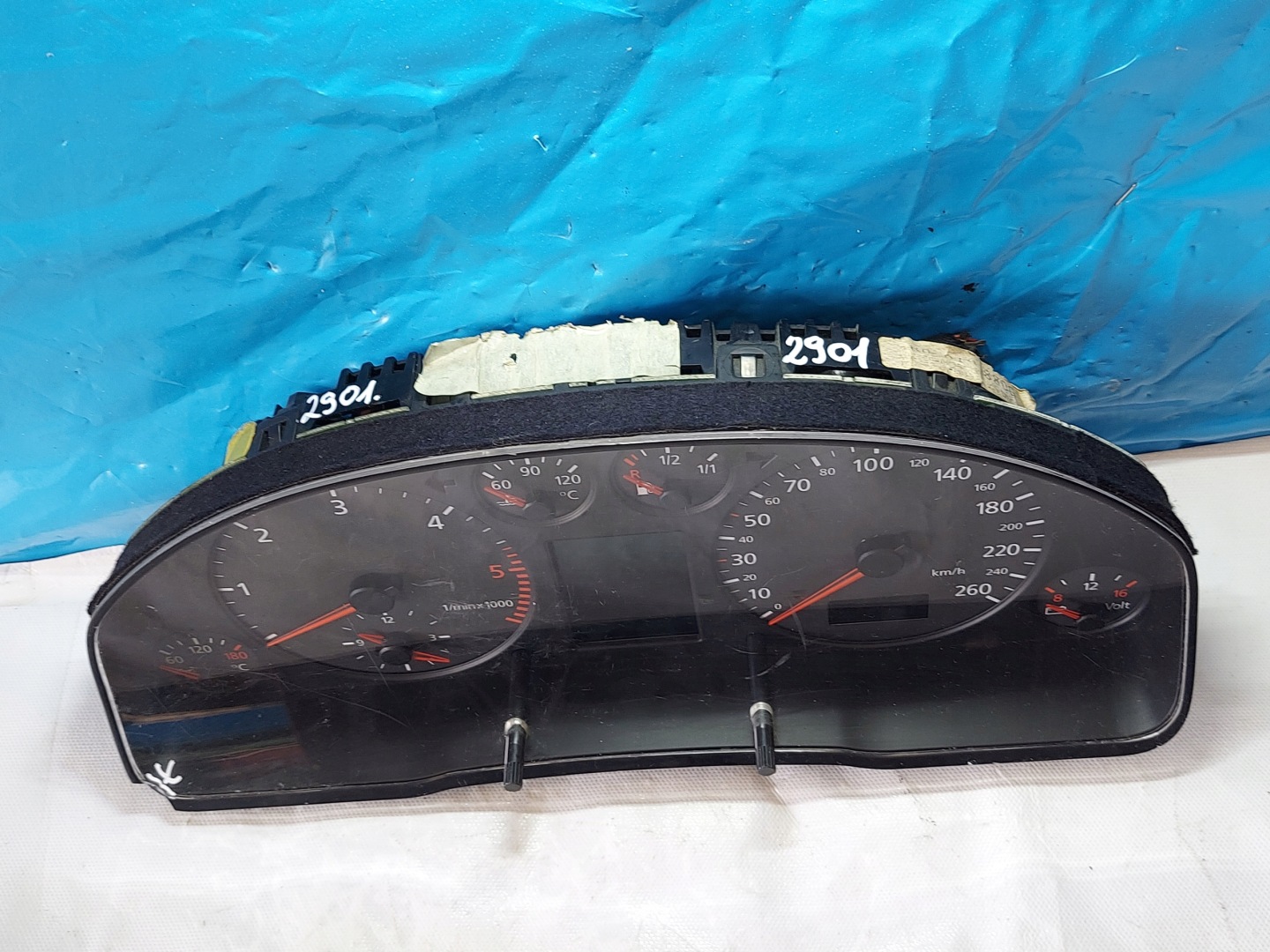 dials clock A6 C5 2.5 TDI 4B0919880G