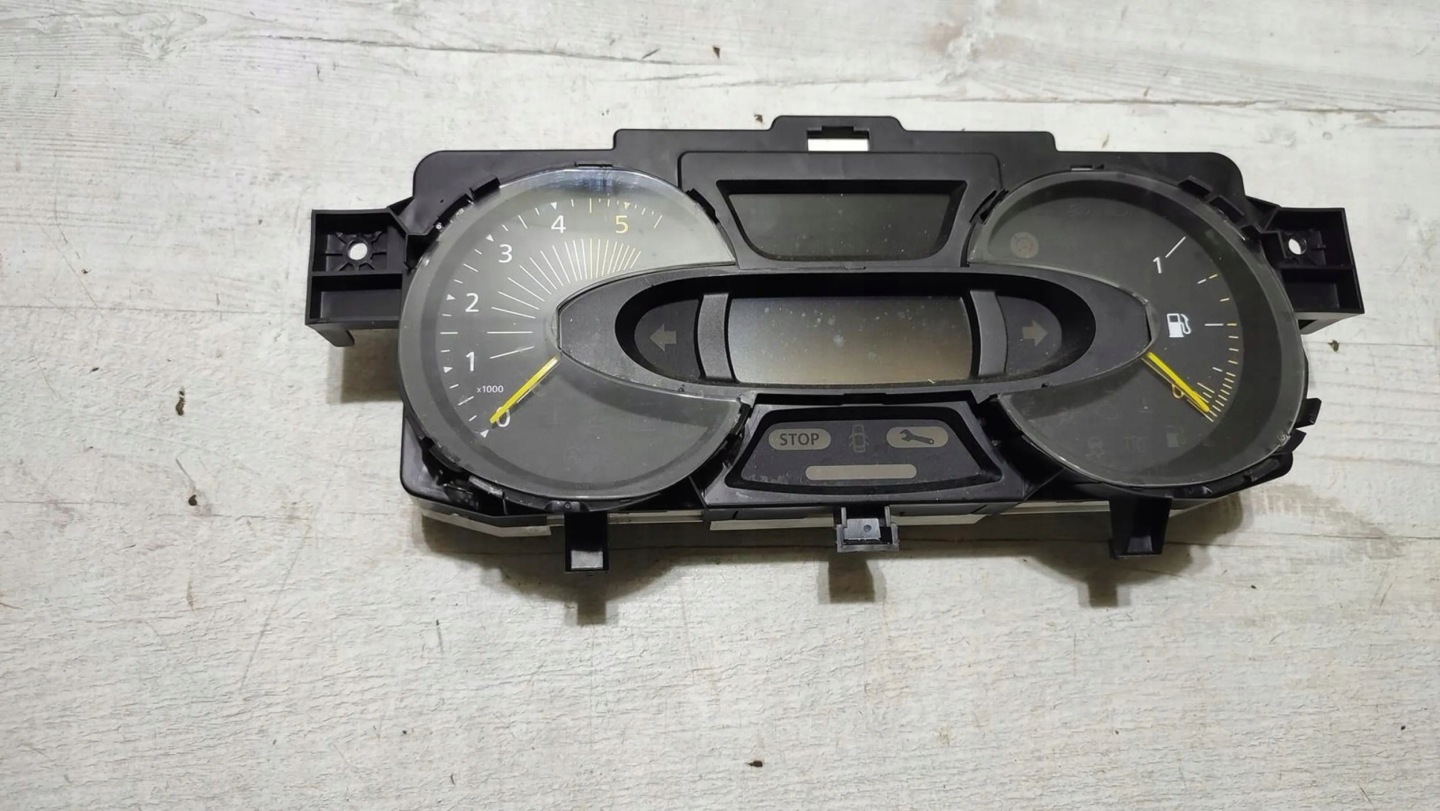 Renault Captur 2015 dials dials