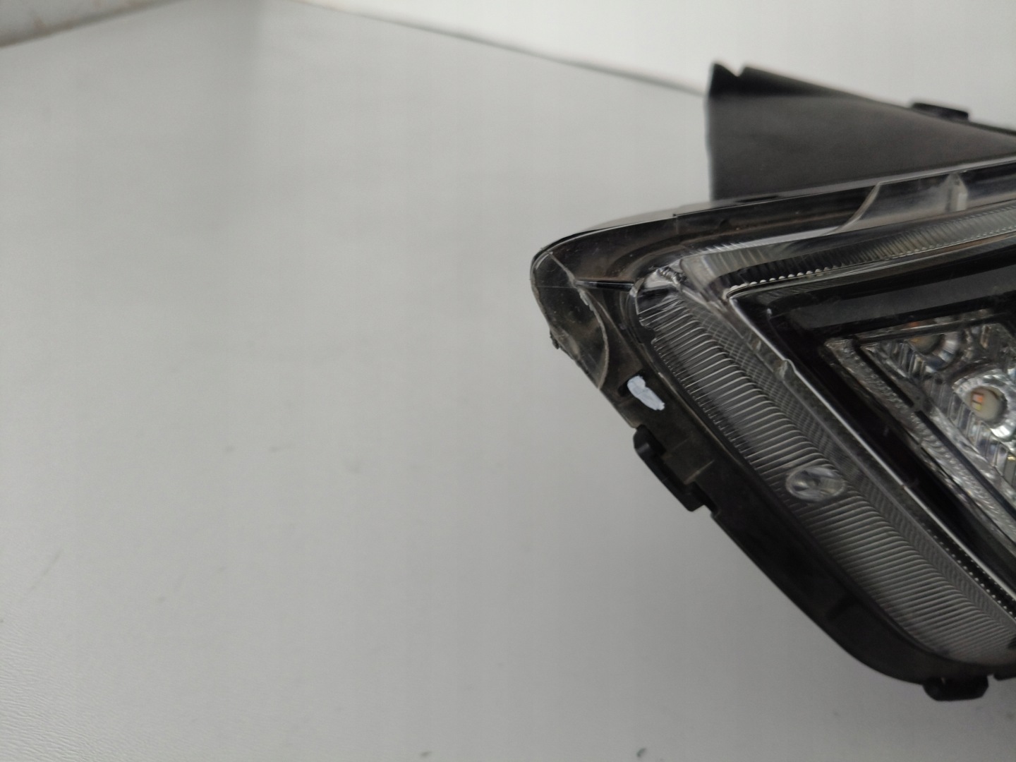 light left REFLEKTOR HYUNDAI IONIQ 17- FULL LED blue