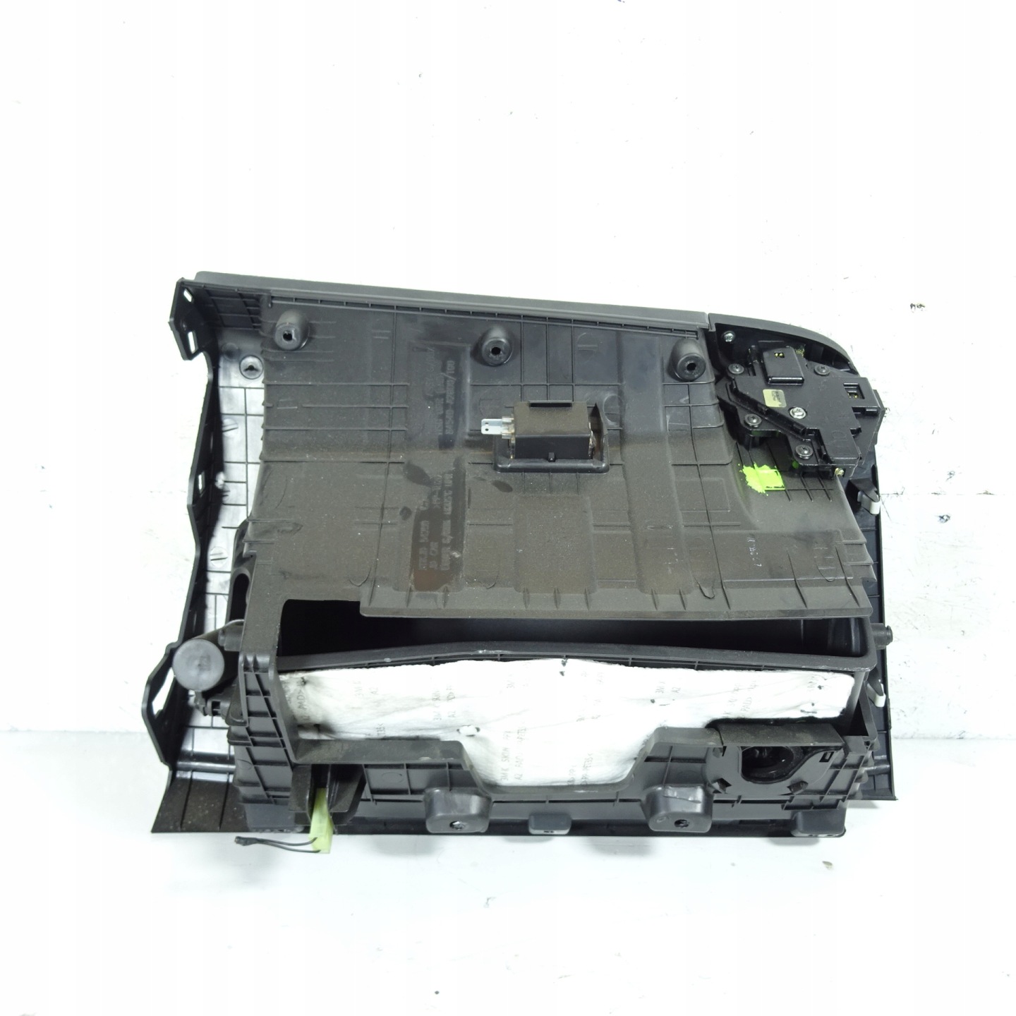 KIA CEED II Handschuhfach des Beifahrers 84540-A2000WK