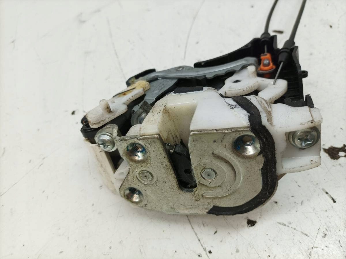 lock door rear part right Mitsubishi Outlander II (2005-2013)