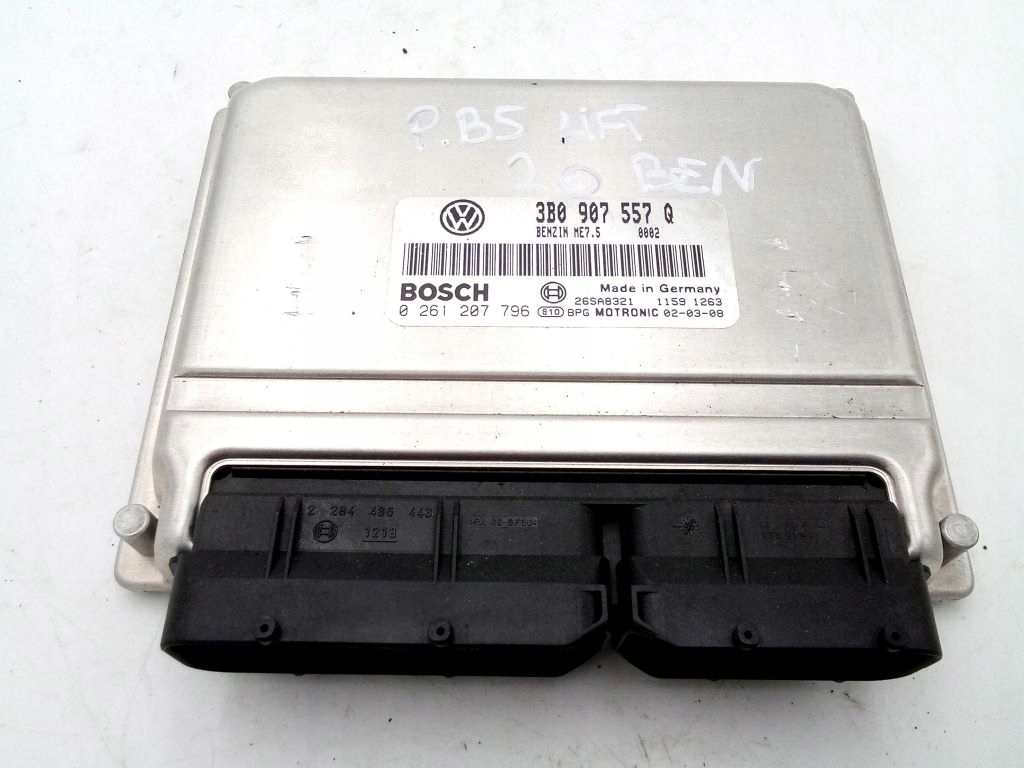 VW Passat B5 lift FL 2.0 computer control unit of the engine 3B0907557Q