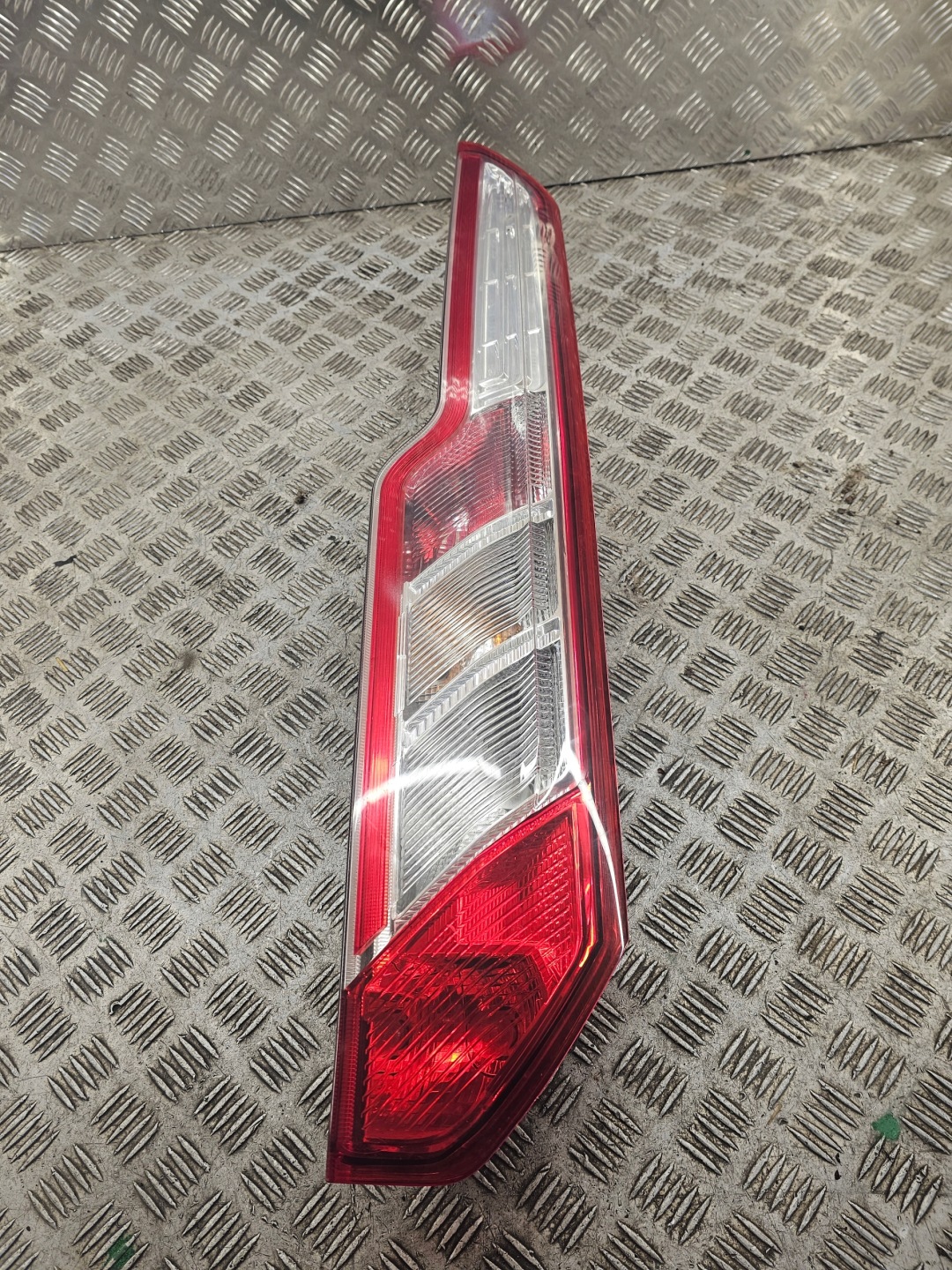 FORD TRANSIT CUSTOM light right rear part BK21-13404-AD