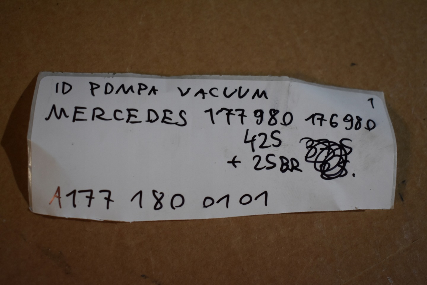 IDEALNA Pompa VACUUM MERCEDES 177980 176980 1