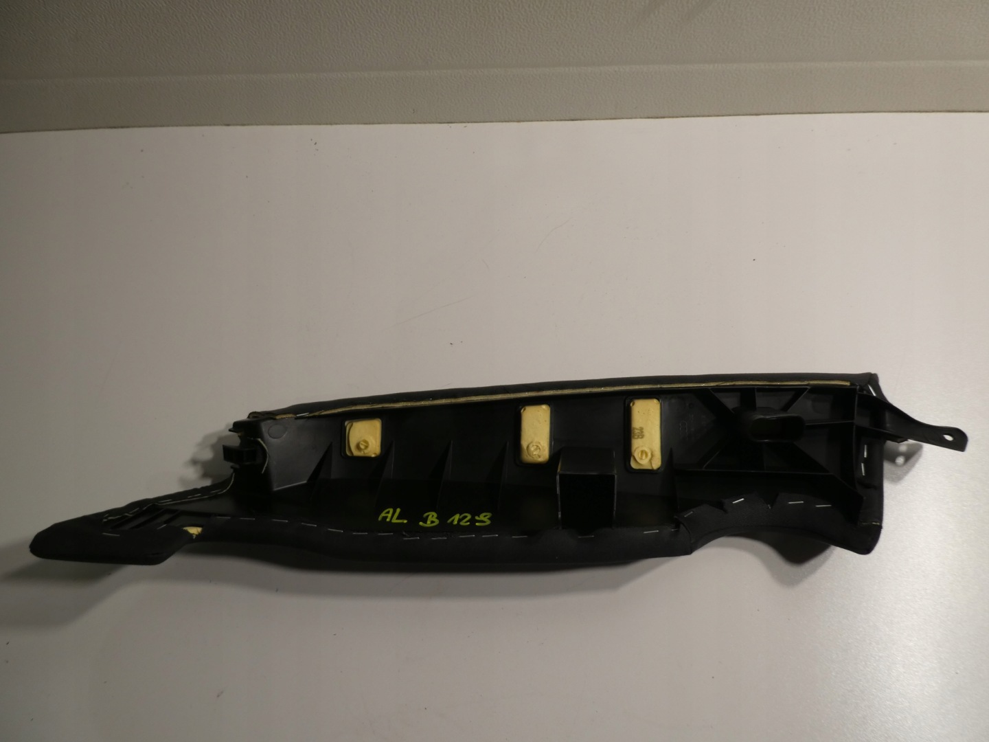 AUDI A6 Blende Abdeckung KANAPY heck SITZ 2300047R