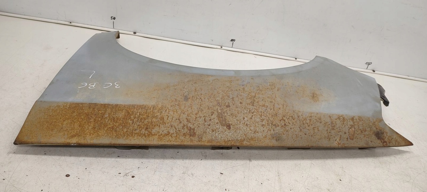 fender left front front VW Passat B6 2,0 TDI CR kombi