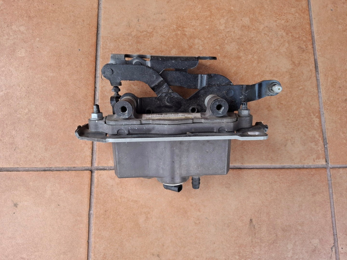 hinges NABOJ bonnets right MERCEDES W212